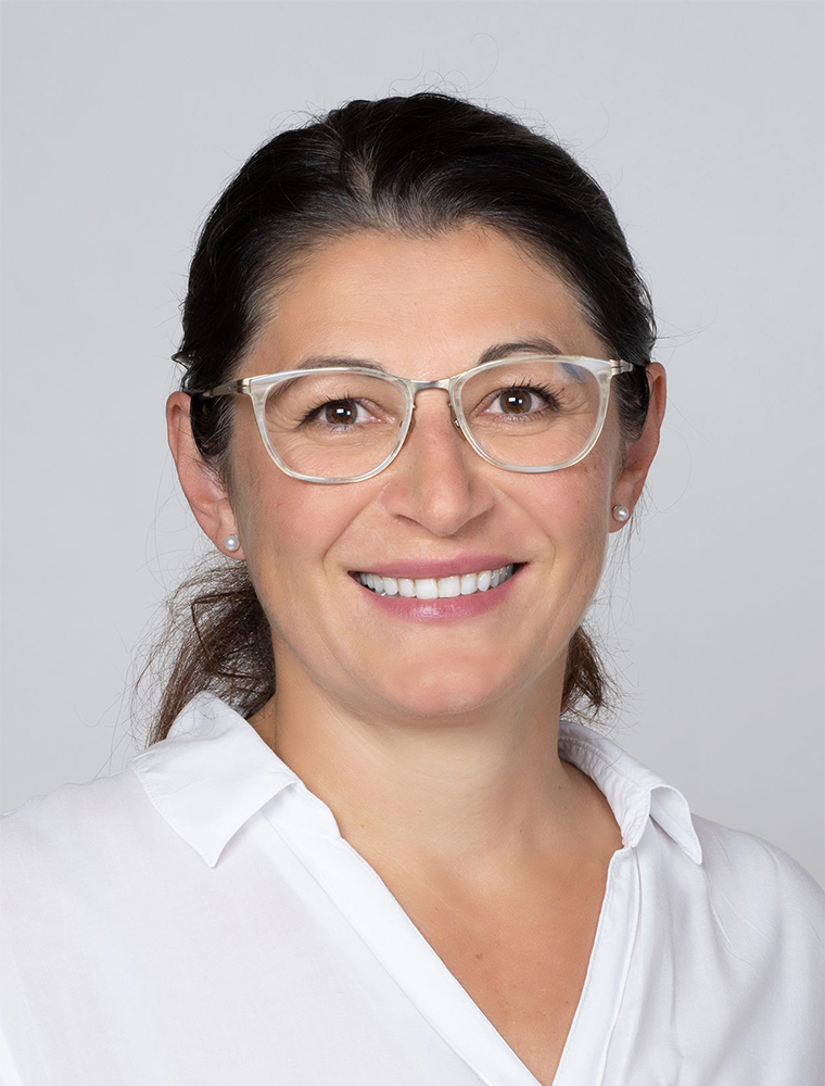 Dr. Irma Ŝkoro