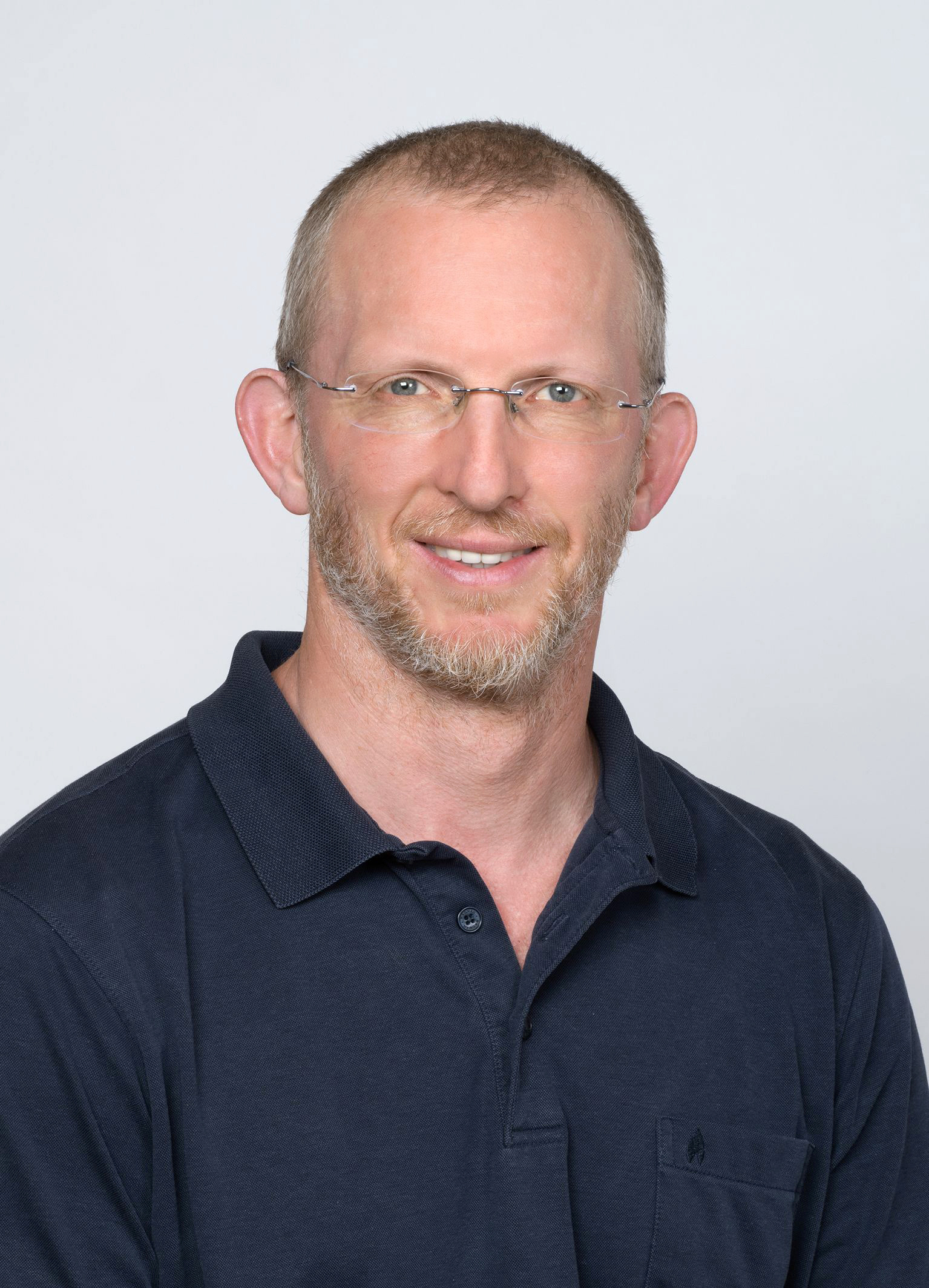 Dr. Stephan Domenig